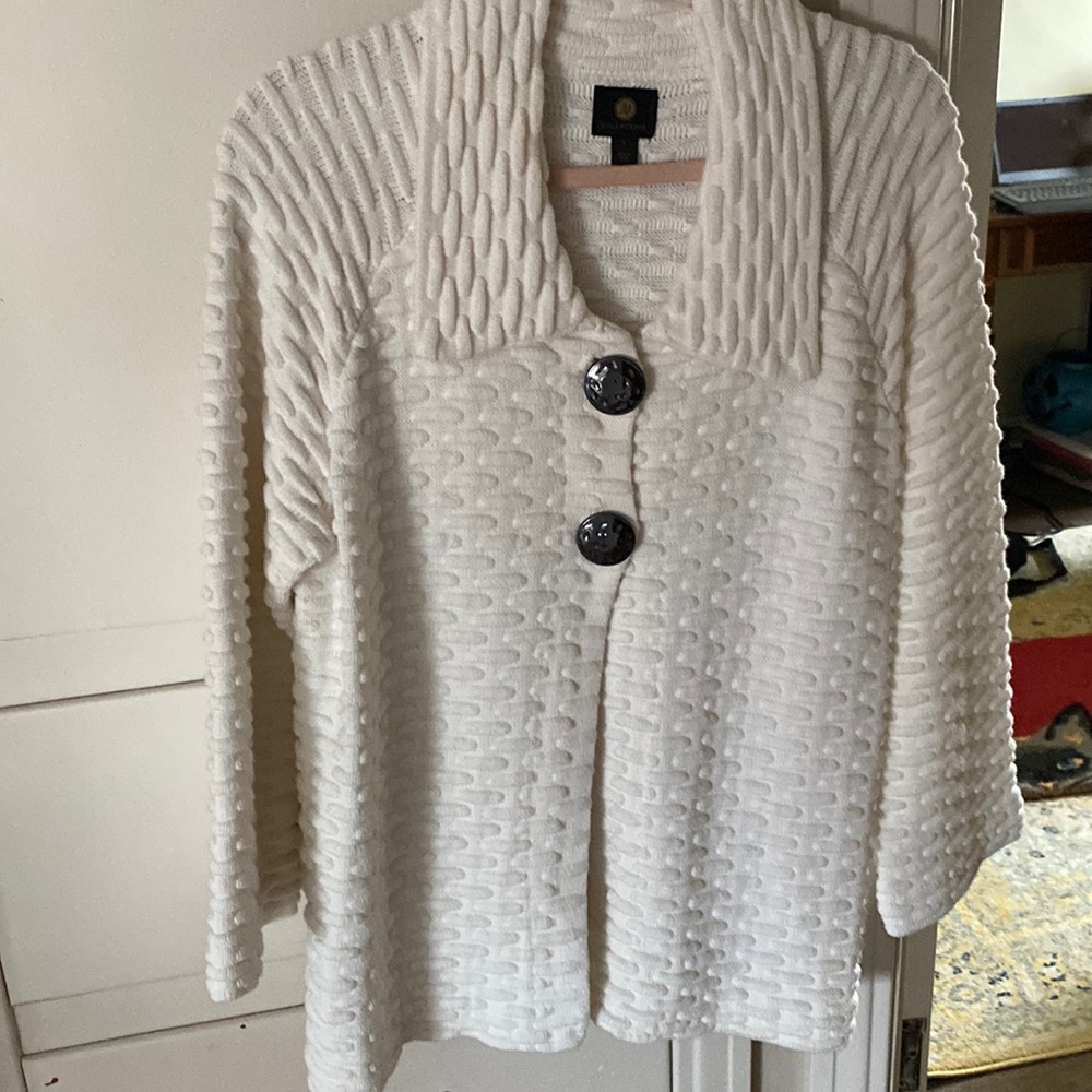 Super cute ladies sweater jacket